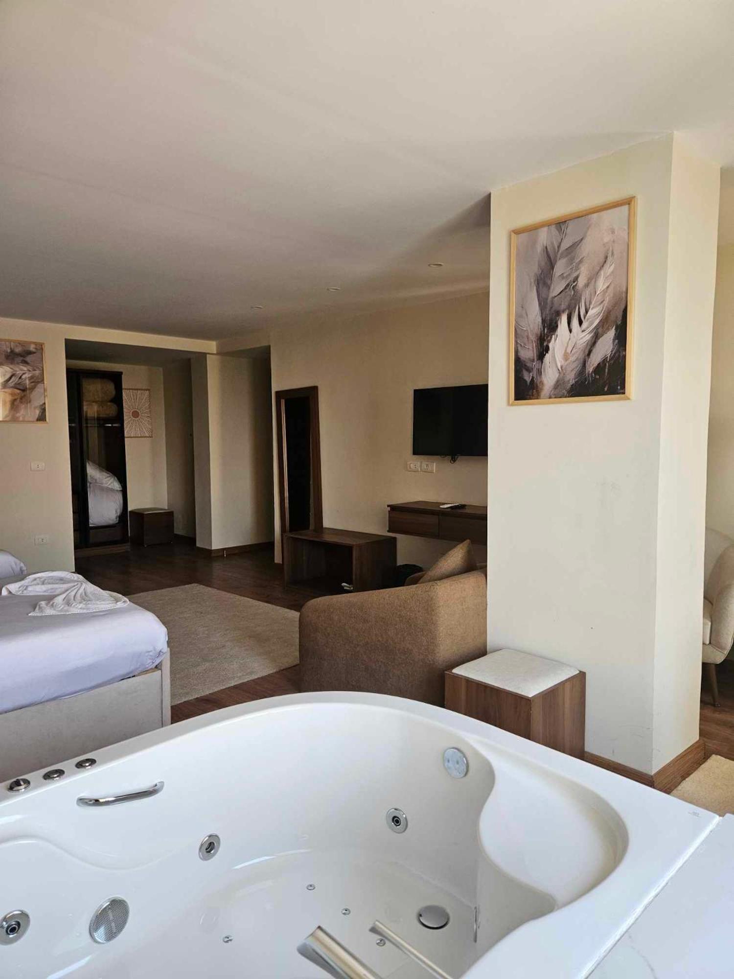The Home Boutique Hotel Pyramids Inn Kafret el-Gabal 外观 照片